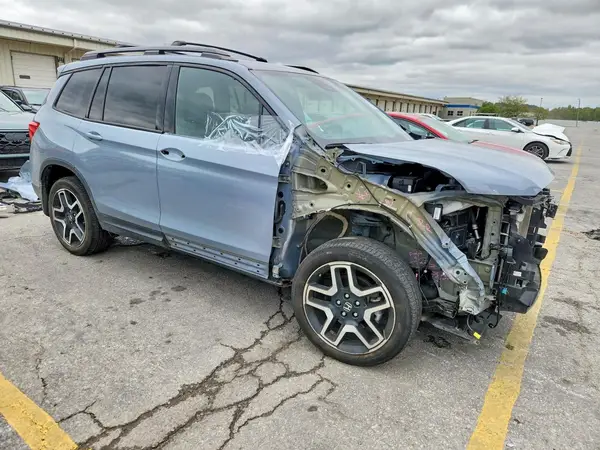 5FNYF8H00NB025672 — 2022 Honda Passport, фото 4 с аукциона Copart, Передняя часть