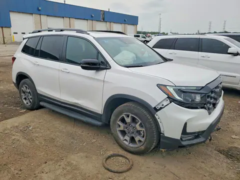 2023 HONDA PASSPORT VIN 5FNYF8H67PB044386 фото 4