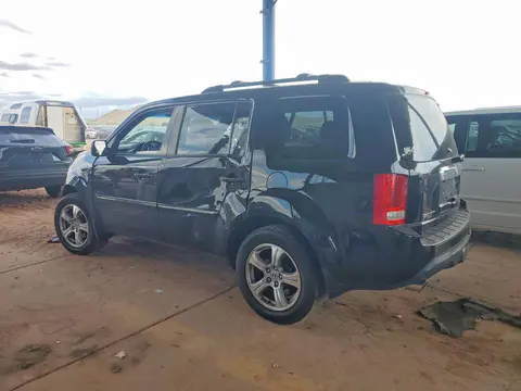 2015 Honda Pilot VIN 5FNYF4H50FB004584 фото 2