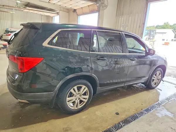 5FNYF6H14GB124852 — 2016 Honda Pilot, фото 3 с аукциона Copart, Подтопление