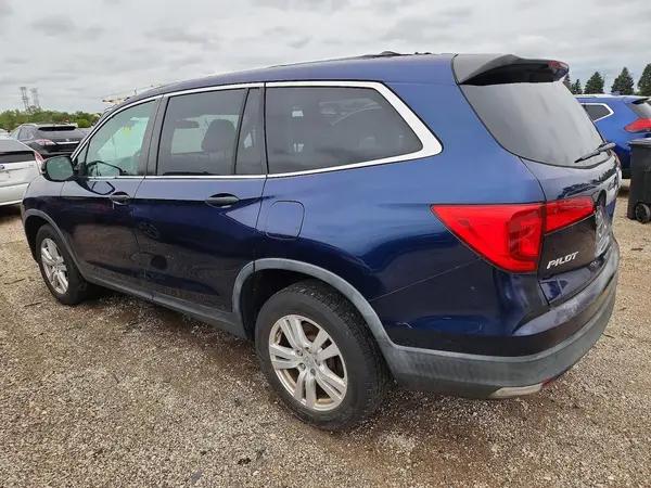 5FNYF6H12HB083719 — 2017 Honda Pilot, фото 2 с аукциона Copart, Боковая часть