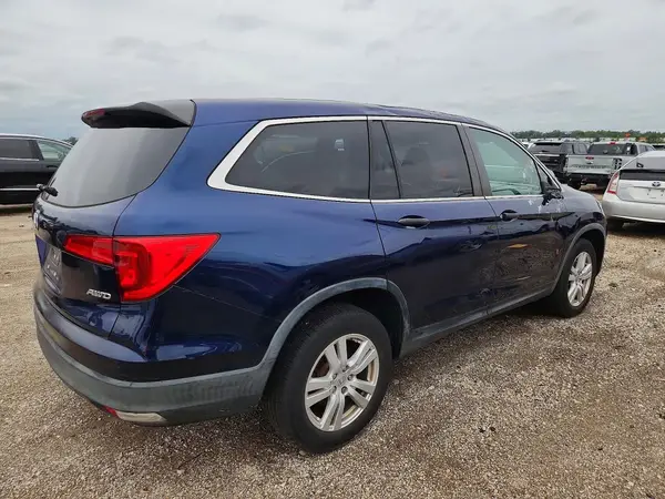 5FNYF6H12HB083719 — 2017 Honda Pilot, фото 3 с аукциона Copart, Боковая часть
