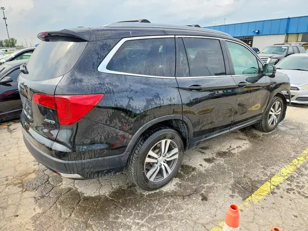 5FNYF6H53HB086969 — 2017 Honda Pilot, фото 3 с аукциона Copart, Передняя часть