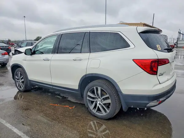 5FNYF6H95HB017929 — 2017 Honda Pilot, фото 2 с аукциона Copart 02.10.2026, Передняя часть