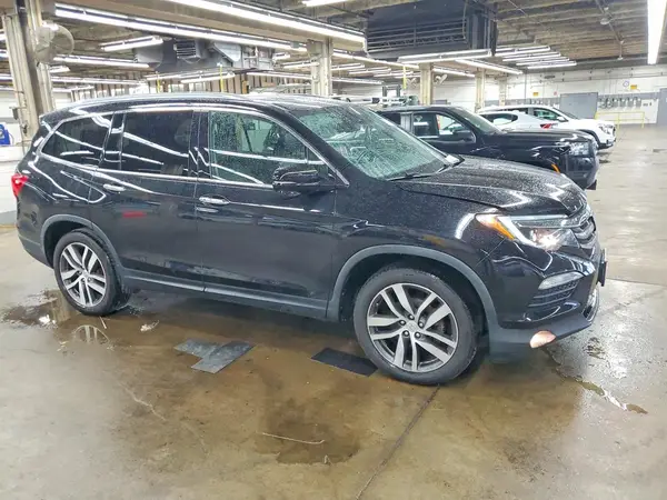 5FNYF6H91HB027874 — 2017 Honda Pilot, фото 4 с аукциона Copart 05.10.2026, Механические повреждения