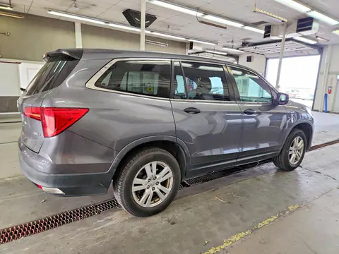 2017 Honda Pilot VIN 5FNYF6H13HB002100 фото 3