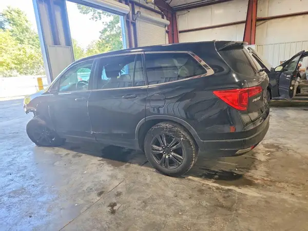 5FNYF6H5XJB071374 — 2018 Honda Pilot, фото 2 с аукциона Copart 13.10.2026, Передняя часть