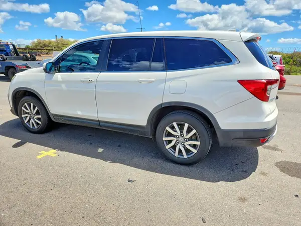 5FNYF5H36KB002756 — 2019 Honda Pilot, фото 2 с аукциона Copart, Боковая часть