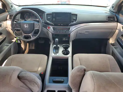 5FNYF5H33LB018057 — 2020 Honda Pilot, фото 8 с аукциона Copart, Мелкие вмятины и царапины