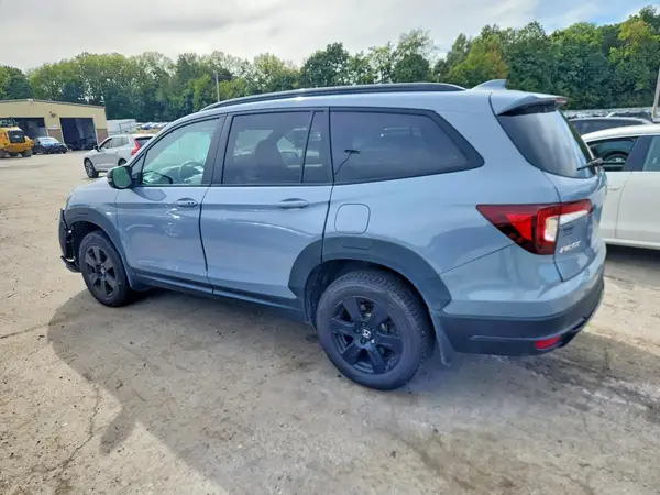5FNYF6H88NB093700 — 2022 Honda Pilot, фото 2 с аукциона Copart, Передняя часть