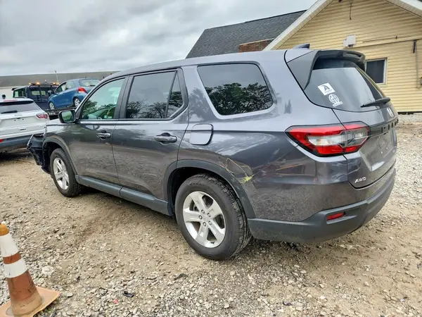 5FNYG1H28PB024410 — 2023 Honda Pilot, фото 2 с аукциона Copart, Передняя часть