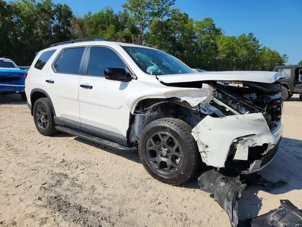 5FNYG1H60RB016324 — 2024 Honda Pilot, фото 4 с аукциона Copart, Передняя часть