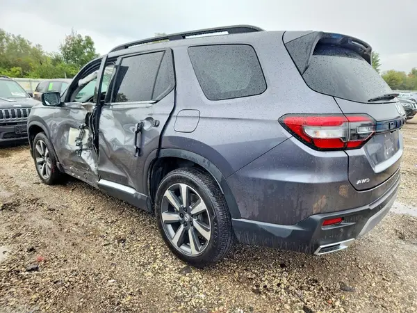 5FNYG1H72SB145647 — 2025 Honda Pilot, фото 2 с аукциона Copart, Боковая часть