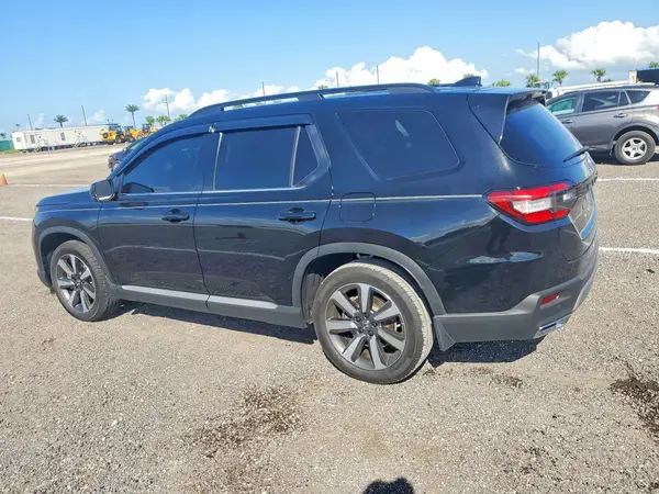 5FNYG2H75SB033267 — 2025 Honda Pilot, фото 2 с аукциона Copart, Подтопление