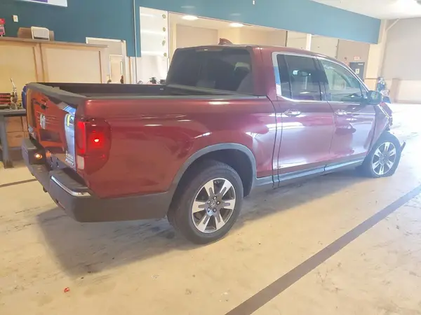 5FPYK3F70KB011756 — 2019 Honda Ridgeline, фото 3 с аукциона Copart 29.09.2026, Передняя часть