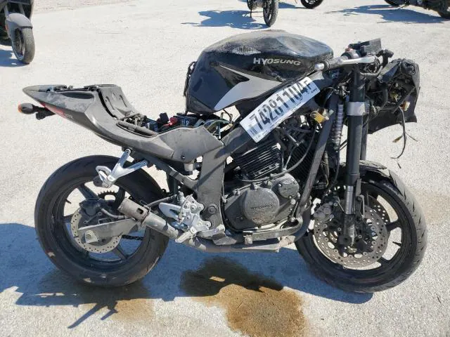 2016 HYOSUNG GT250 VIN KM4MJ6275G1700822 фото 1