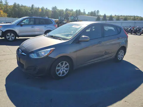 KMHCT5AE2DU118461 — 2013 Hyundai Accent, Мелкие вмятины и царапины (Minor Dent/Scratches), фото до ремонта