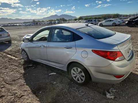 KMHCT4AE8EU662717 — 2014 Hyundai Accent, фото 2 с аукциона Copart 13.10.2026, Передняя часть