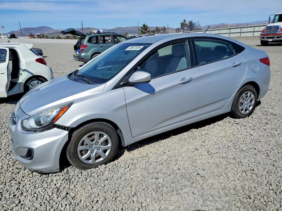 2014 Hyundai Accent VIN KMHCT4AE0EU704815 фото 1