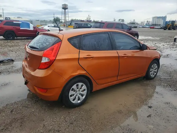KMHCT5AE6GU265404 — 2016 Hyundai Accent, фото 3 с аукциона Copart, Передняя часть