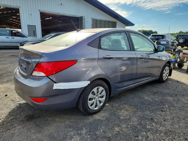 KMHCT4AE5HU283372 — 2017 Hyundai Accent, фото 3 с аукциона Copart 13.10.2026, Передняя часть