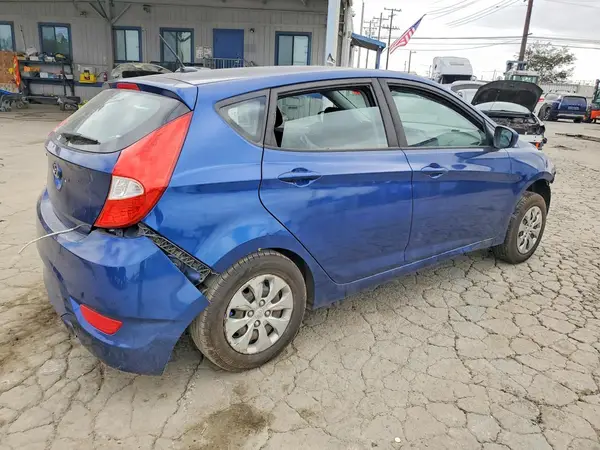 KMHCT5AE1HU343671 — 2017 Hyundai Accent, фото 3 с аукциона Copart, Разукомплектован