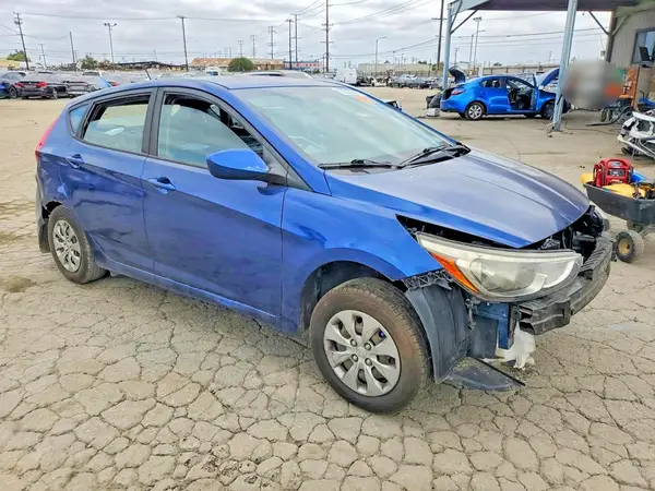 KMHCT5AE1HU343671 — 2017 Hyundai Accent, фото 4 с аукциона Copart, Разукомплектован
