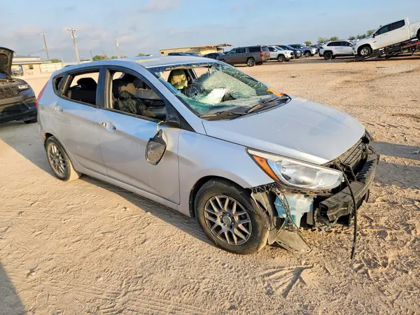 KMHCT5AE2HU320206 — 2017 Hyundai Accent, фото 4 с аукциона Copart, Передняя часть