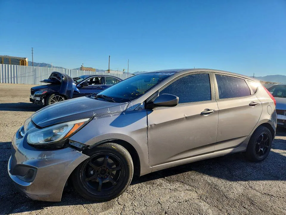 2017 Hyundai Accent VIN KMHCT5AE4HU359797 фото 1