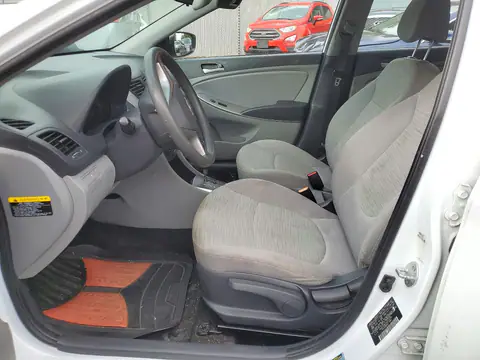 KMHCT5AEXHU318185 — 2017 Hyundai Accent, фото 7 с аукциона Copart, Передняя часть