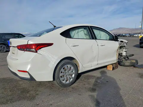 3KPC24A30JE014111 — 2018 Hyundai Accent, фото 3 с аукциона Copart 14.10.2026, Передняя часть