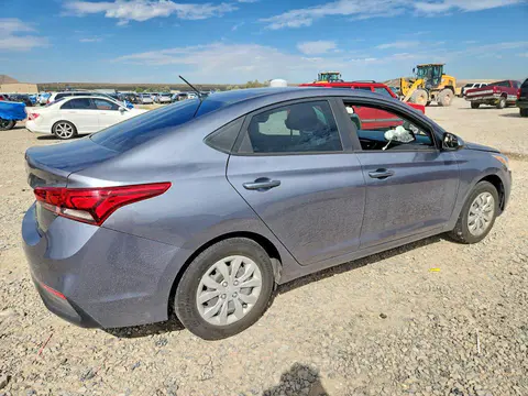 2018 Hyundai Accent VIN 3KPC24A38JE031643 фото 3