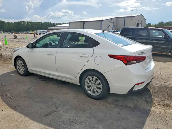 3KPC24A33KE074207 — 2019 Hyundai Accent, фото 2 с аукциона Copart, Естественный износ