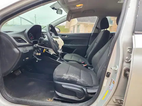 3KPC24A31KE070186 — 2019 Hyundai Accent, фото 7 с аукциона Copart, Передняя часть