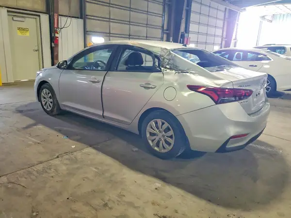 3KPC24A64LE107873 — 2020 Hyundai Accent, фото 2 с аукциона Copart, Задняя часть