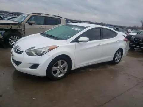 5NPDH4AE7BH045163 — 2011 Hyundai Elantra GLS, Задняя часть (Rear End), фото до ремонта