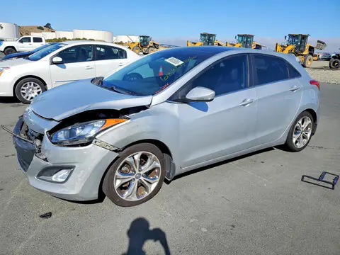 KMHD35LE3DU110452 — 2013 Hyundai Elantra GT, Передняя часть (Front End), фото до ремонта