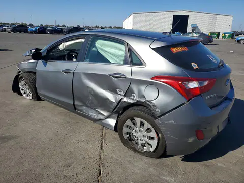 2017 Hyundai ELANTRA GT VIN KMHD35LH5HU373803 фото 2