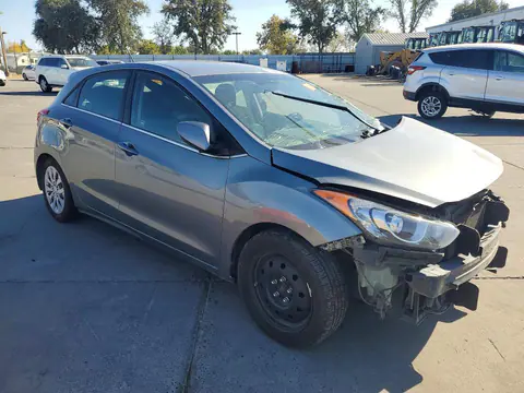 2017 Hyundai ELANTRA GT VIN KMHD35LH5HU373803 фото 4
