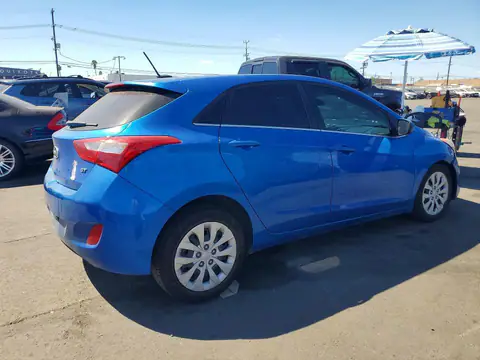 KMHD35LH7HU352919 — 2017 Hyundai Elantra GT, фото 3 с аукциона Copart 14.10.2026, Передняя часть