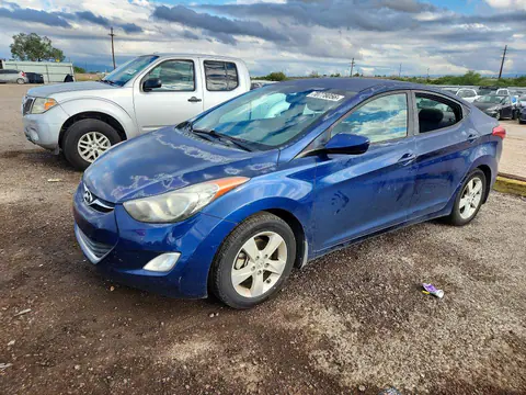 KMHDH4AE5DU684002 — 2013 Hyundai Elantra, Вандализм (Vandalism), фото до ремонта