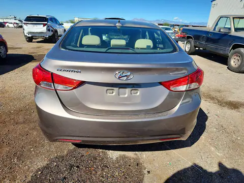 5NPDH4AE3DH378382 — 2013 Hyundai Elantra, фото 6 с аукциона Copart, Механические повреждения