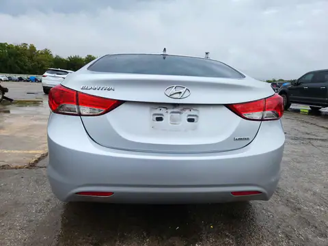 5NPDH4AE9DH207491 — 2013 Hyundai Elantra, Сторона, фото до ремонта
