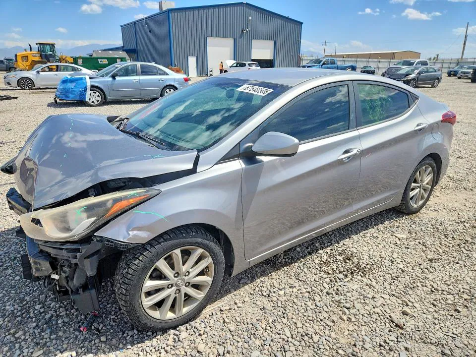 2015 HYUNDAI ELANTRA VIN KMHDH4AE8FU329747 фото 1