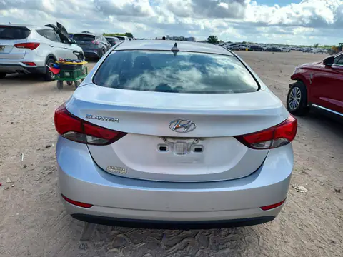 5NPDH4AE5FH556425 — 2015 Hyundai Elantra, Сторона, фото до ремонта