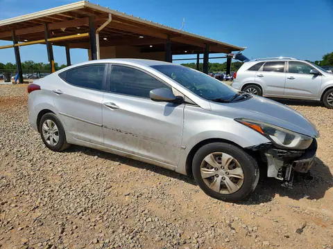 2016 HYUNDAI ELANTRA VIN 5NPDH4AE6GH689504 фото 4