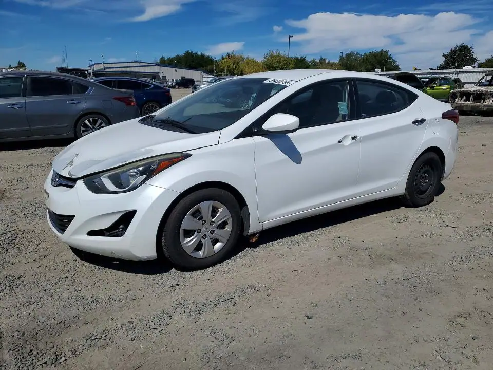 5NPDH4AE7GH745319 Hyundai Elantra 2016 — повреждение Вандализм, фото до ремонта