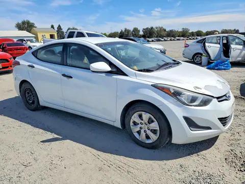 5NPDH4AE7GH745319 — 2016 Hyundai Elantra, фото 4 с аукциона Copart 29.09.2026, Вандализм