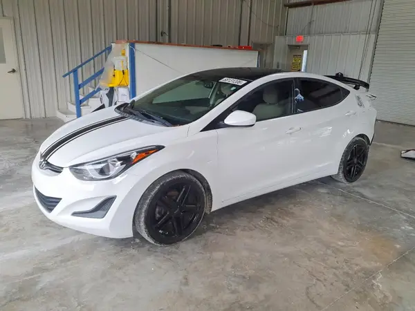 5NPDH4AE0GH749423 — 2016 Hyundai Elantra, Задняя часть (Rear End), фото до ремонта