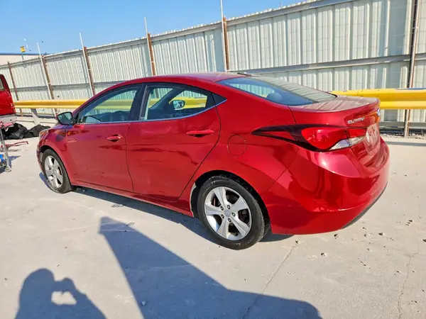 KMHDH4AE1GU601069 — 2016 Hyundai Elantra, фото 2 с аукциона Copart, Передняя часть